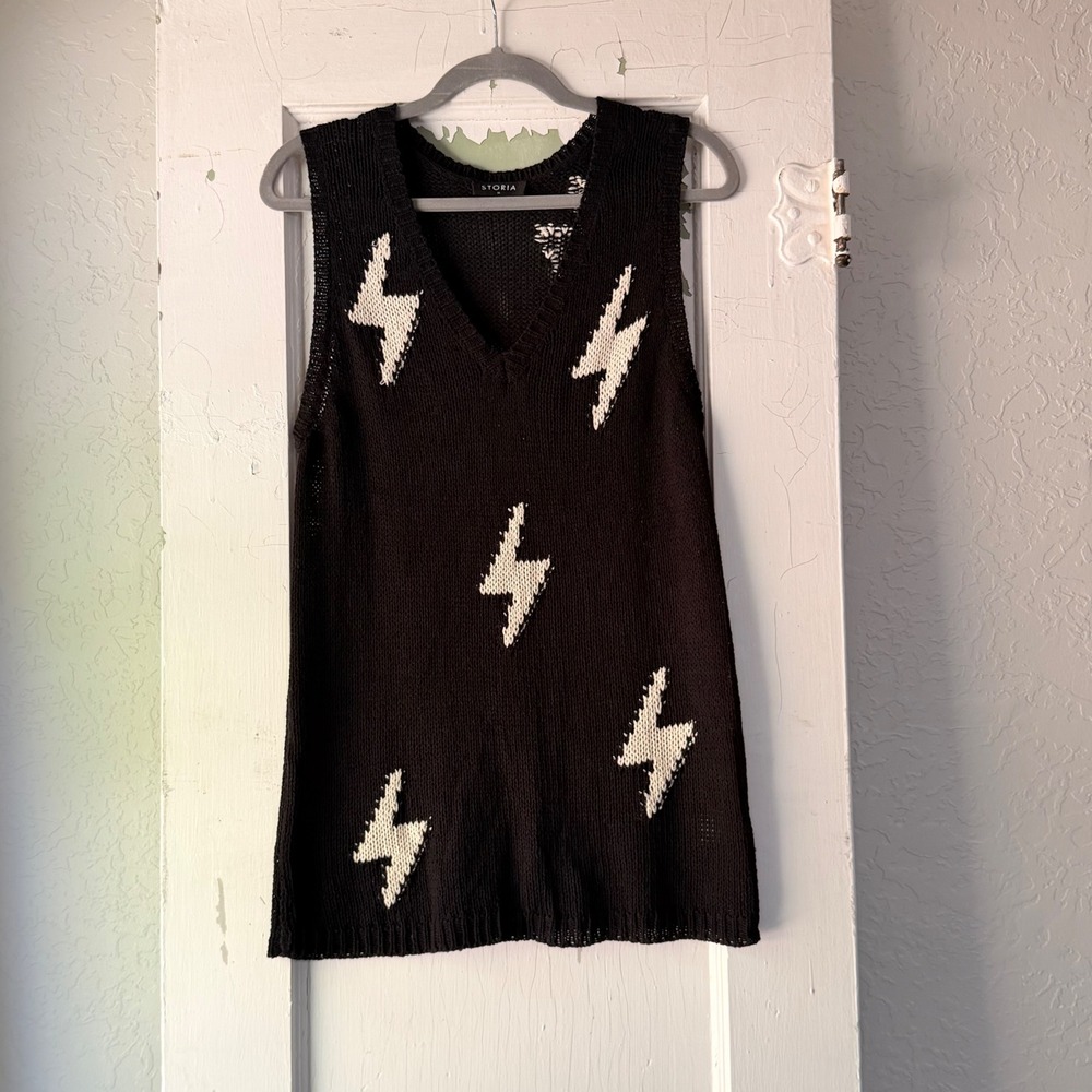 Storia Womens Black White Lightning Bolt V-Neck Knit Sweater Vest Top Medium